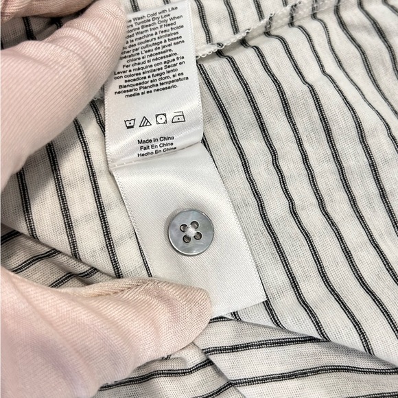 Lunya Striped Short Sleeve Cool Top/Blouse - Picture 8 of 9